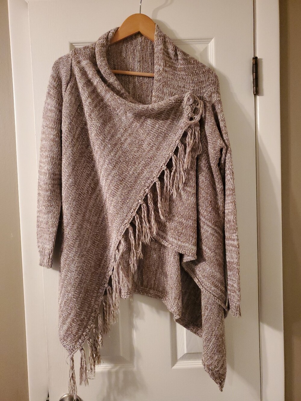 Fringed Knit Poncho Sweater - Taupe Medium Preowned